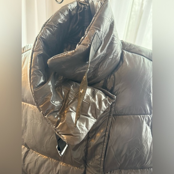 Bernardo Long Puffer Vest NWT - Picture 5 of 15